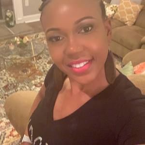 Meet your Posher, Katina